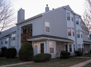 103 Hopkins Ct, Southampton, PA
