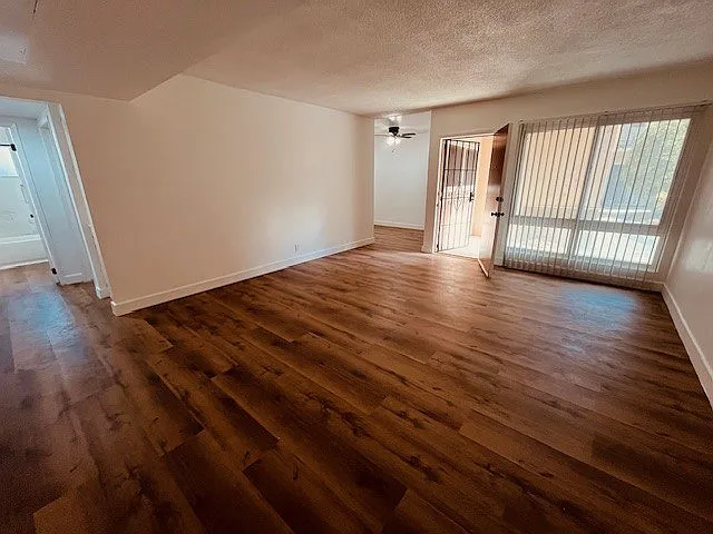 805 S. Flower St. — Photo 18