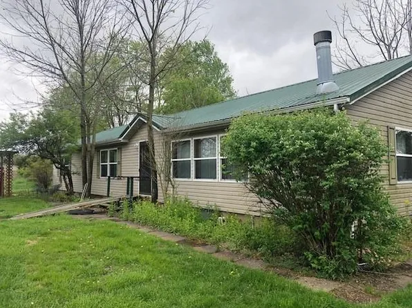 2063 Reeder Rd, Blanchester, OH 45107