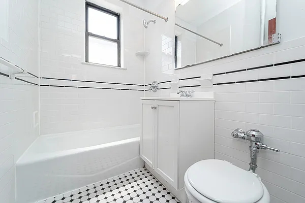 Rented by Modern Spaces | media 17