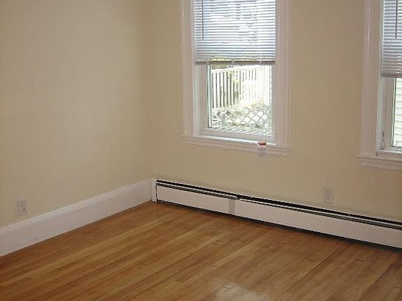5th image of 16 Union St #33A