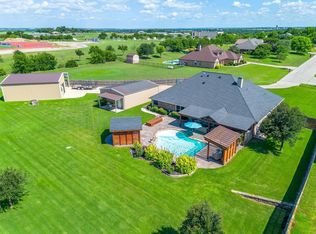 10300 Halter Dr, Fort Worth, TX 76126