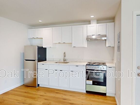 4th image of 6506 Foothill Blvd #H