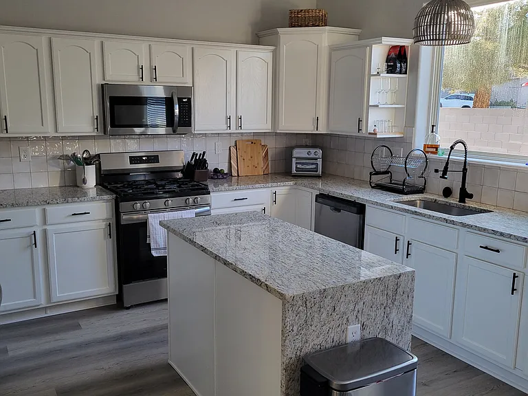 10527 Cadiz St NW — Photo 7