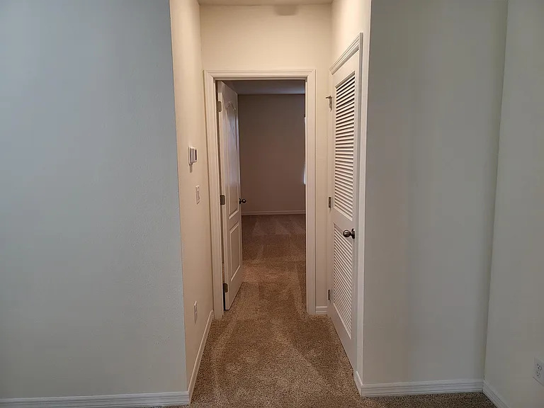 1204 Draintree St — Photo 19
