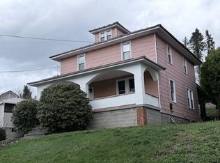 521 Bedford St, Windber, PA 15963