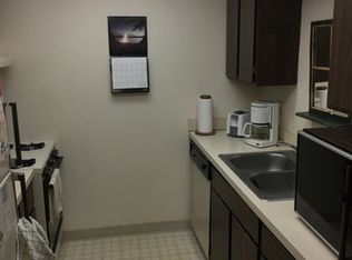 214 Bailey Rd #B, Naperville, IL 60565