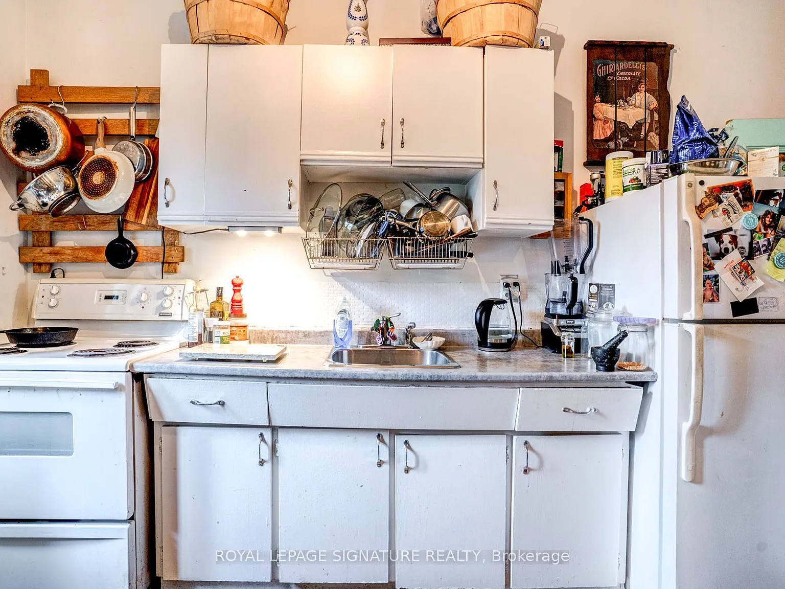 2 bed, $3,200 — Photo 3
