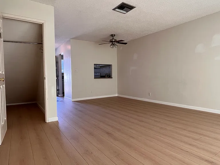 1121 Kottinger Dr #2 — Photo 8