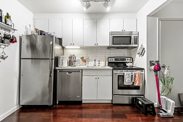 Rented by CCM Property Management LLC | media 16