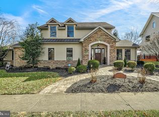 831 Linden Rd, Hershey, PA 17033