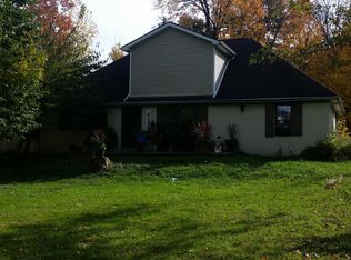 1313 Maple Rd, Williamsville, NY 14221