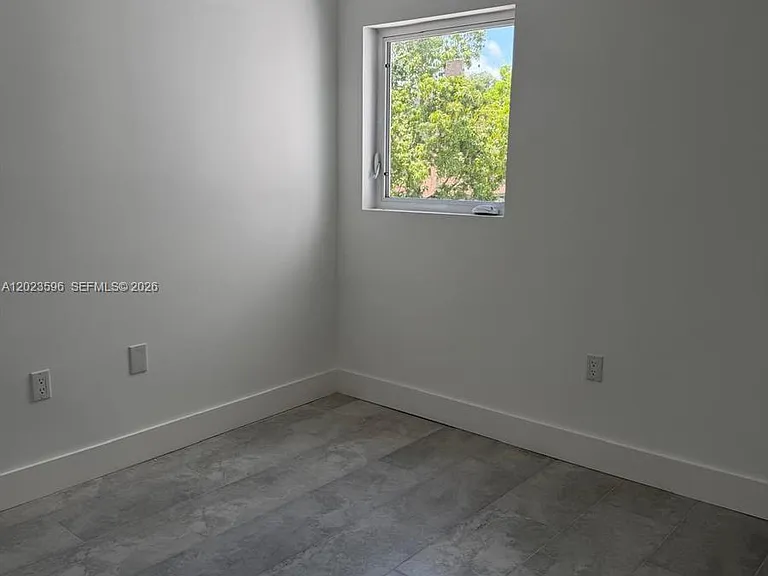 147 NW 59th St #301 — Photo 14