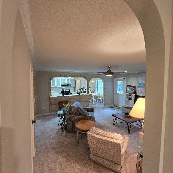113 Wyckfield Rd — Photo 9