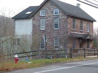 964 Gravel Pike #1, Schwenksville, PA 19473