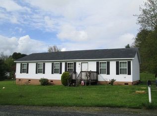 145 Marshall St, Galax, VA 24333