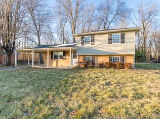 2903 N Walford Dr, Jeffersonville, IN 47130