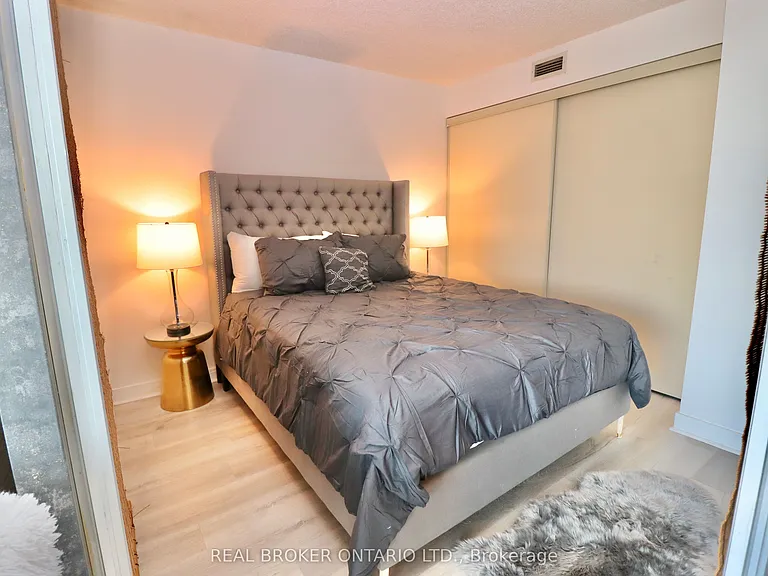 397 Front St N #1806 — Photo 7