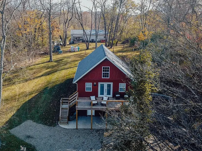 916 Valleywood Heights Dr — Photo 1
