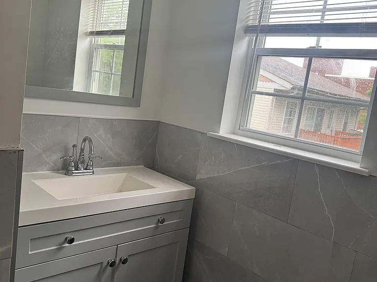 23 Parkway Dr #1 — Photo 2