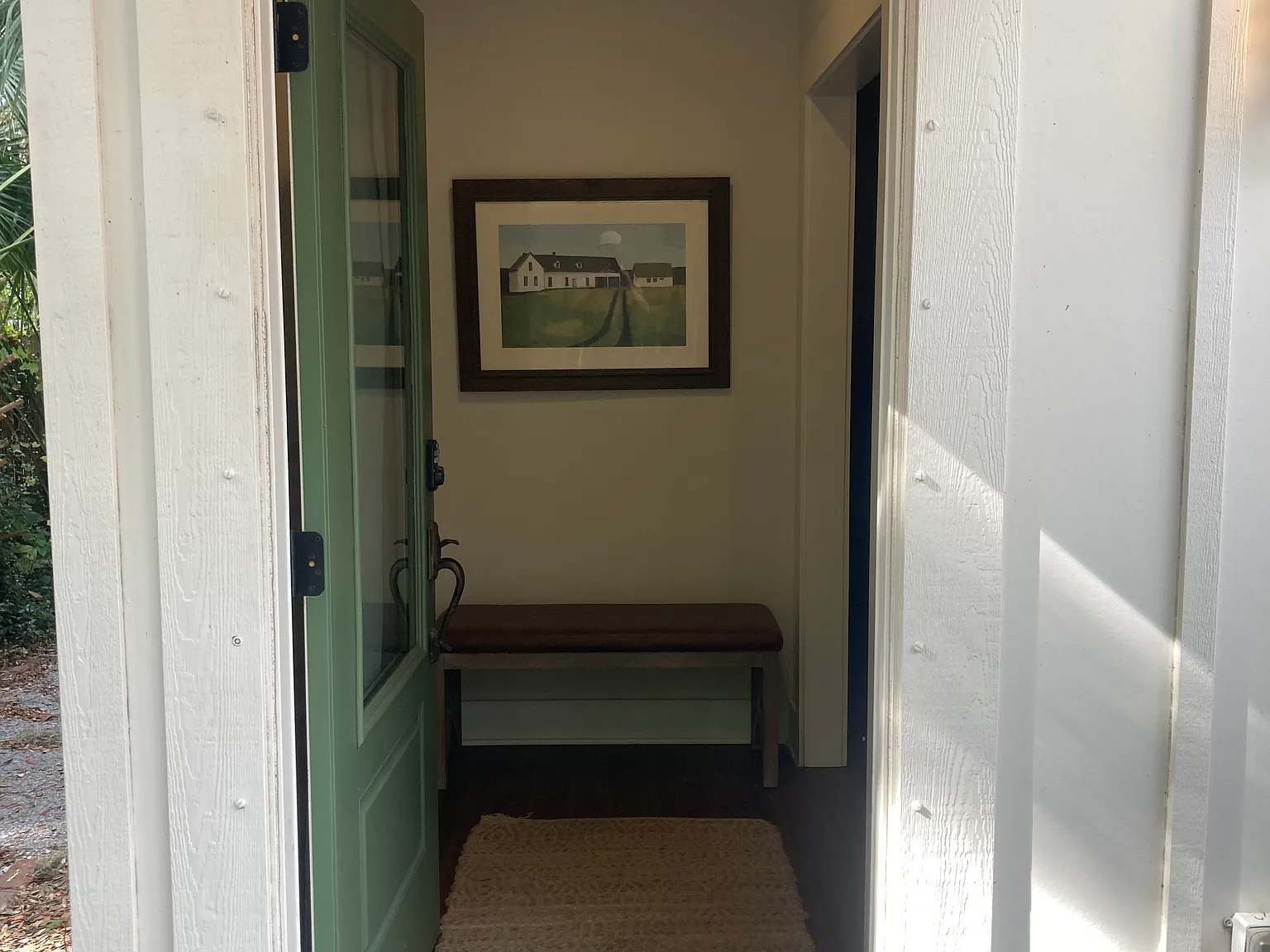2 bed, 750 sqft, $2,100 — Photo 2