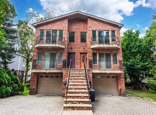500 Lewis St, Fort Lee, NJ 07024