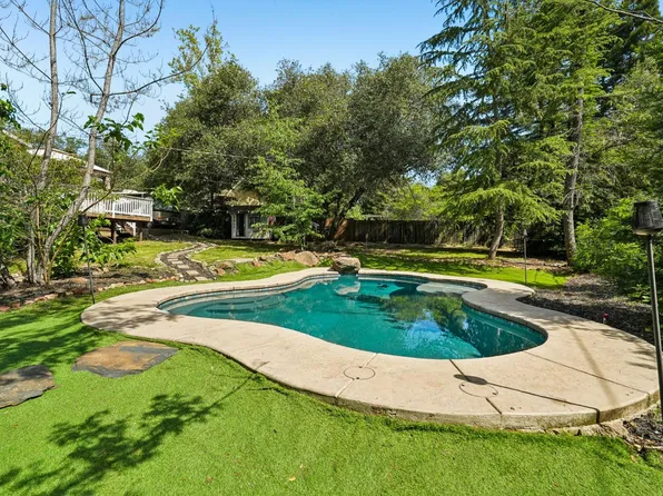 3611 Cambridge Rd, Cameron Park, CA 95682