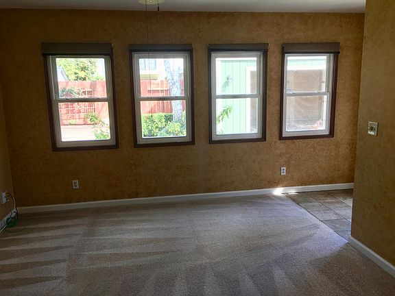 TV/Family room