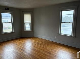 1425 Main St #2, Worcester, MA 01603