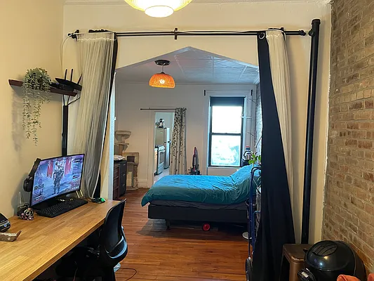 Rented by Brown Harris Stevens | media 6