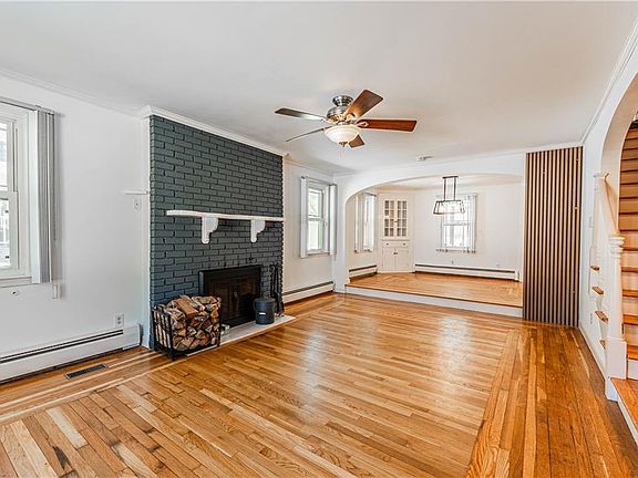 4th image of 671 Benefit St