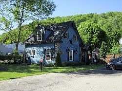 3rd image of 256 Burwell St