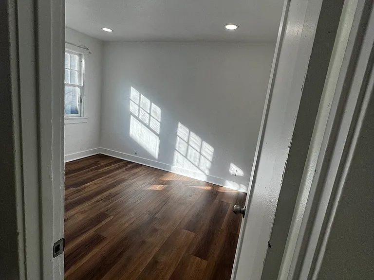 258 E Kingsley Ave #2 — Photo 14