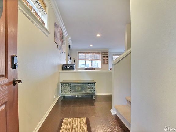 2nd image of 6617 Park St E