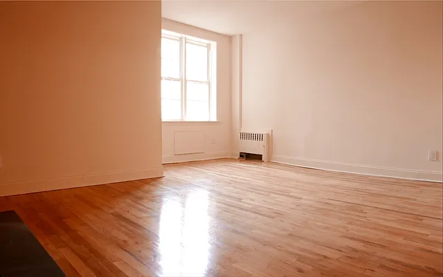 Rented by JK Dansar Corp | media 18