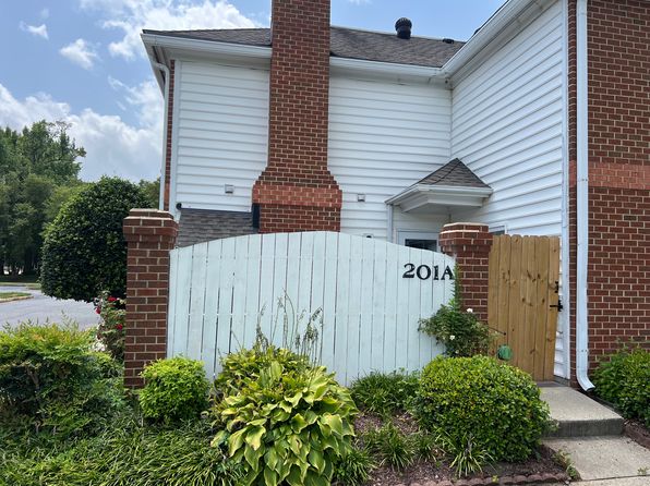 201 Amersham Dr APT A