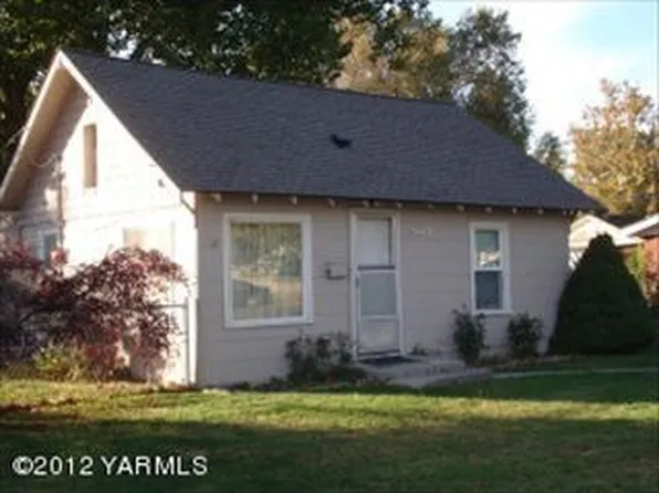 3406 2nd St, Union Gap, WA 98903