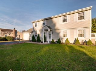 175 Highmeadow Ln, Middletown, CT 06457