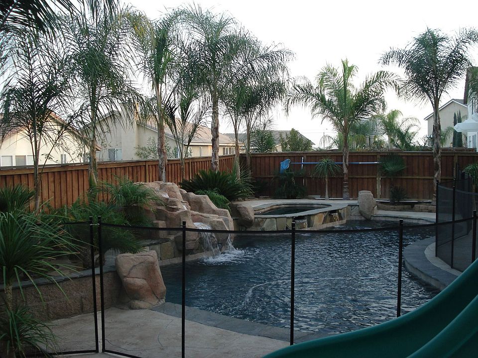 Back Yard - 2007