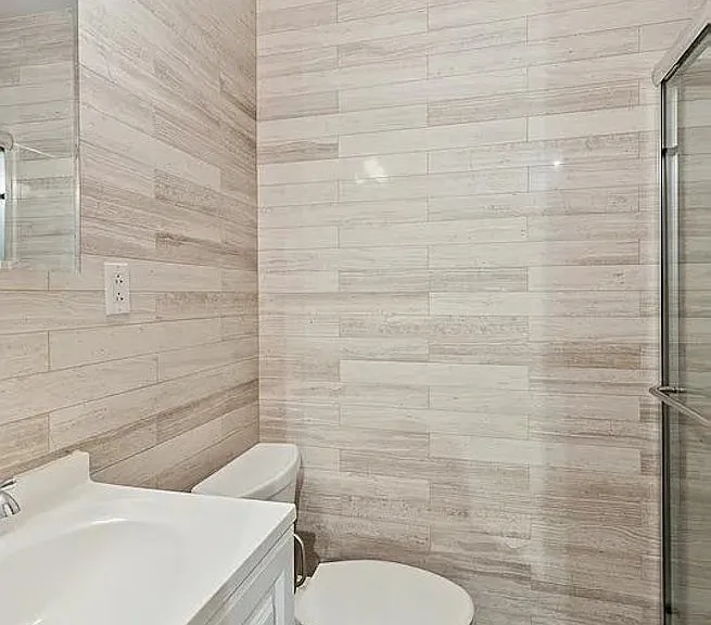 358 W 30th St #1A — Photo 3