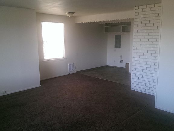 5th image of 403 N Mattson Dr