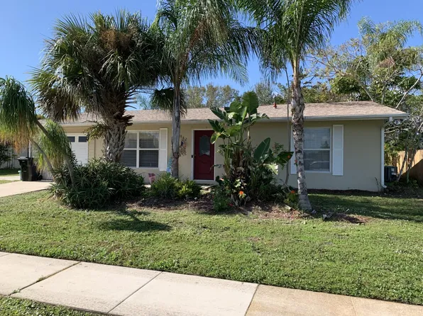 882 SW Ivanhoe Drive, Port St Lucie, FL 34983