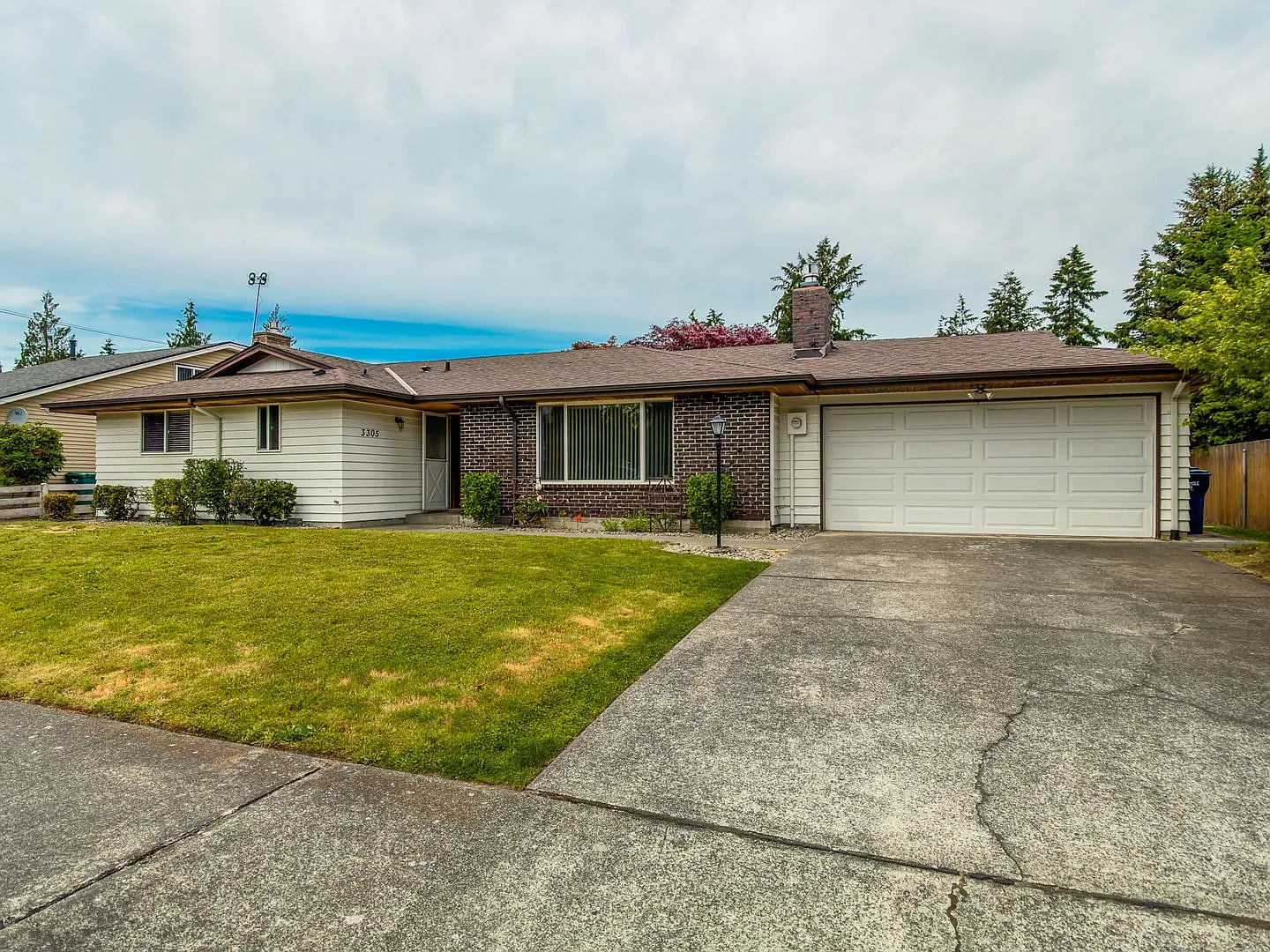 3-bedroom, 1.75-bathroom rambler located in Auburn, WA — Photo 1