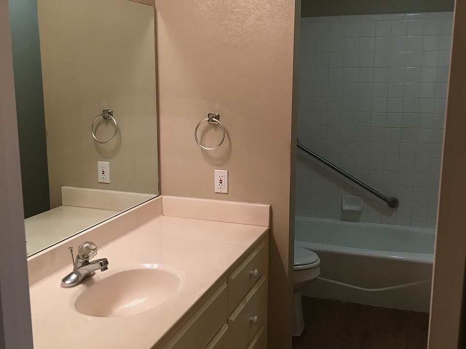 Guest bath