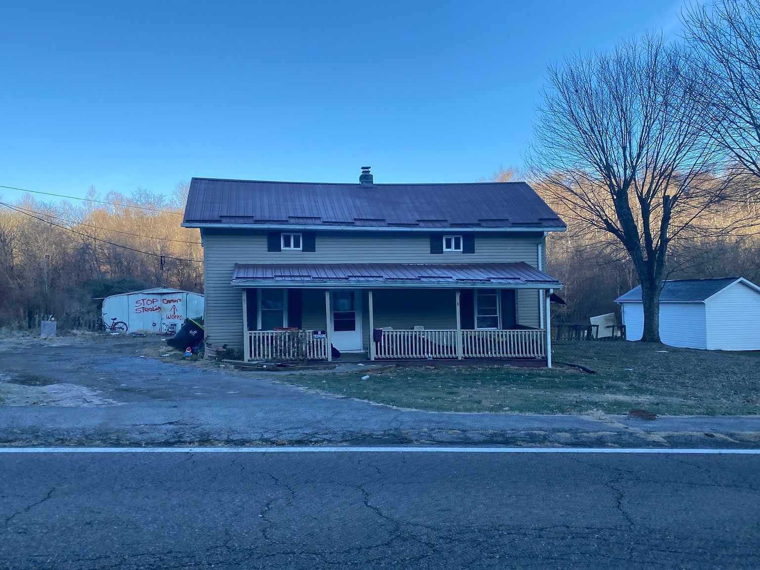 1113 W Main St, Saltville, VA 24370 Zillow