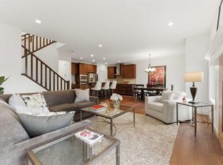 102 NW Cranarch Cmn SE, Calgary, AB T3M1M1