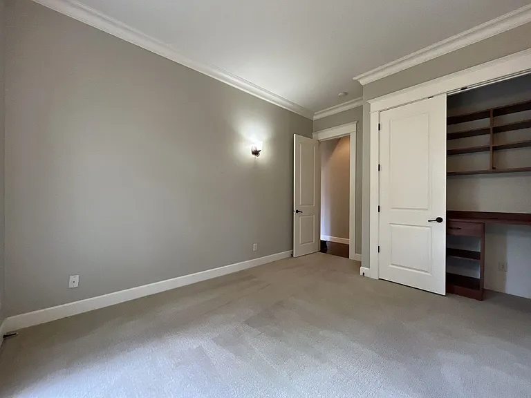 6435 McDuff Ct — Photo 35