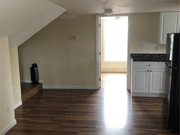 3rd image of 30 N Taylor Ave #3