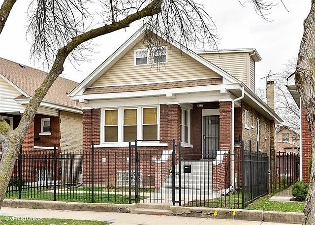 1st image of 1216 N Mayfield Ave