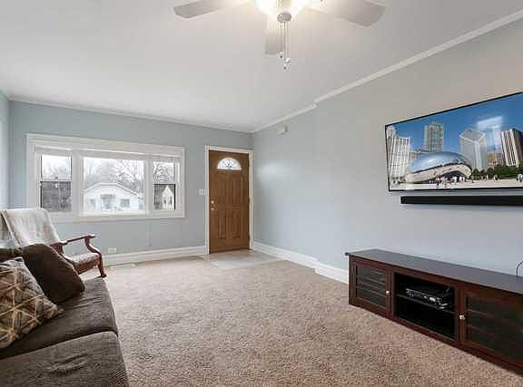 2nd image of 115 N Tatge Ave